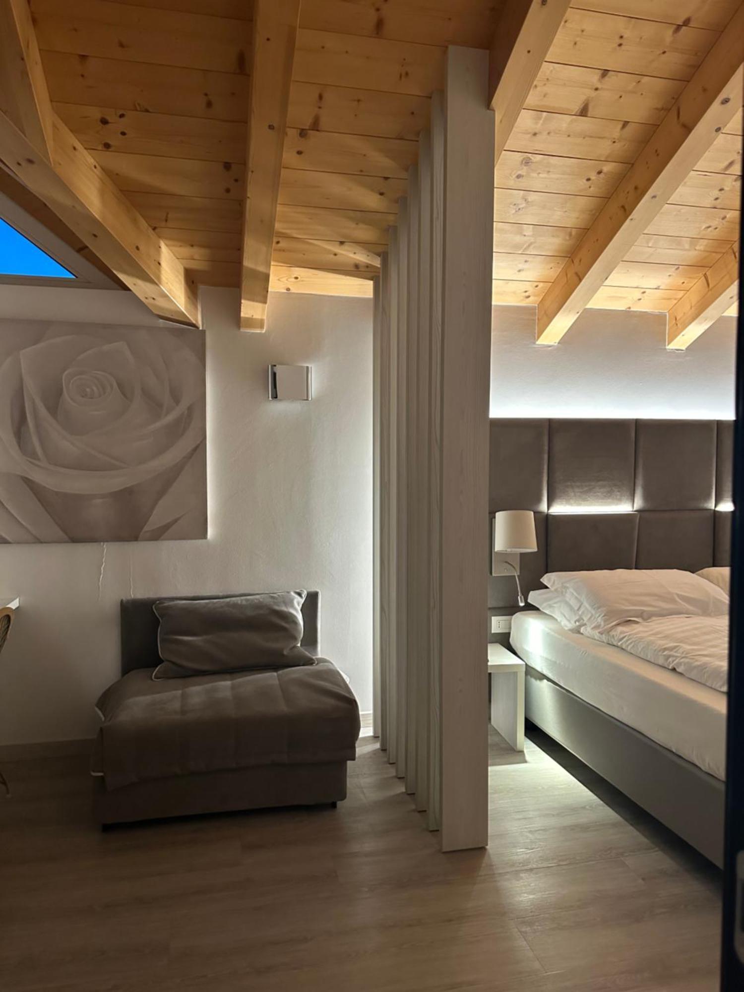 Rosensuite La Residenza Del Rosengarten Pinzolo Luaran gambar